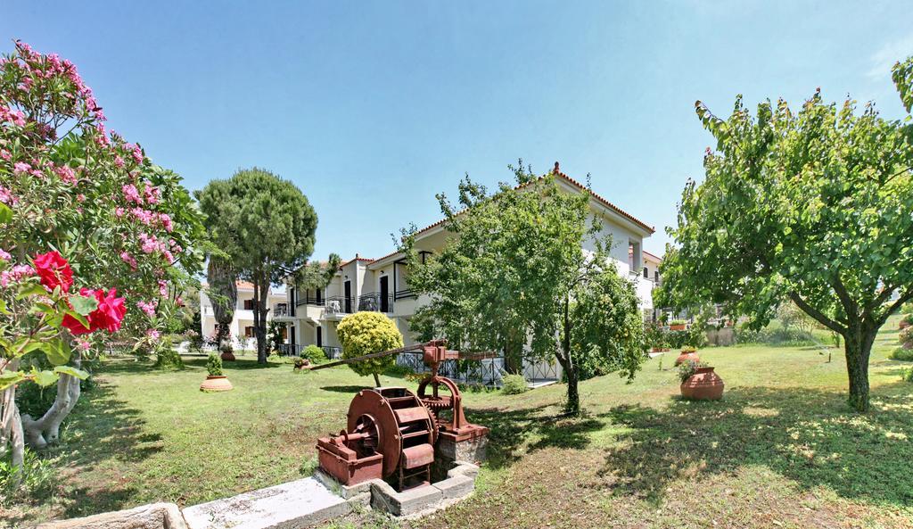 Hotel Pela Skala Kallonis Exterior foto
